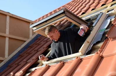 Pose de fenêtres de toit Velux à Igé